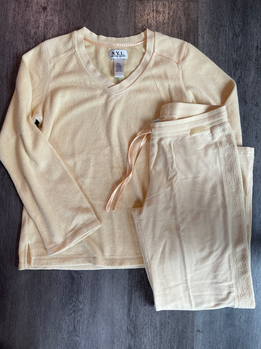 M NYL Yellow Fleece Set