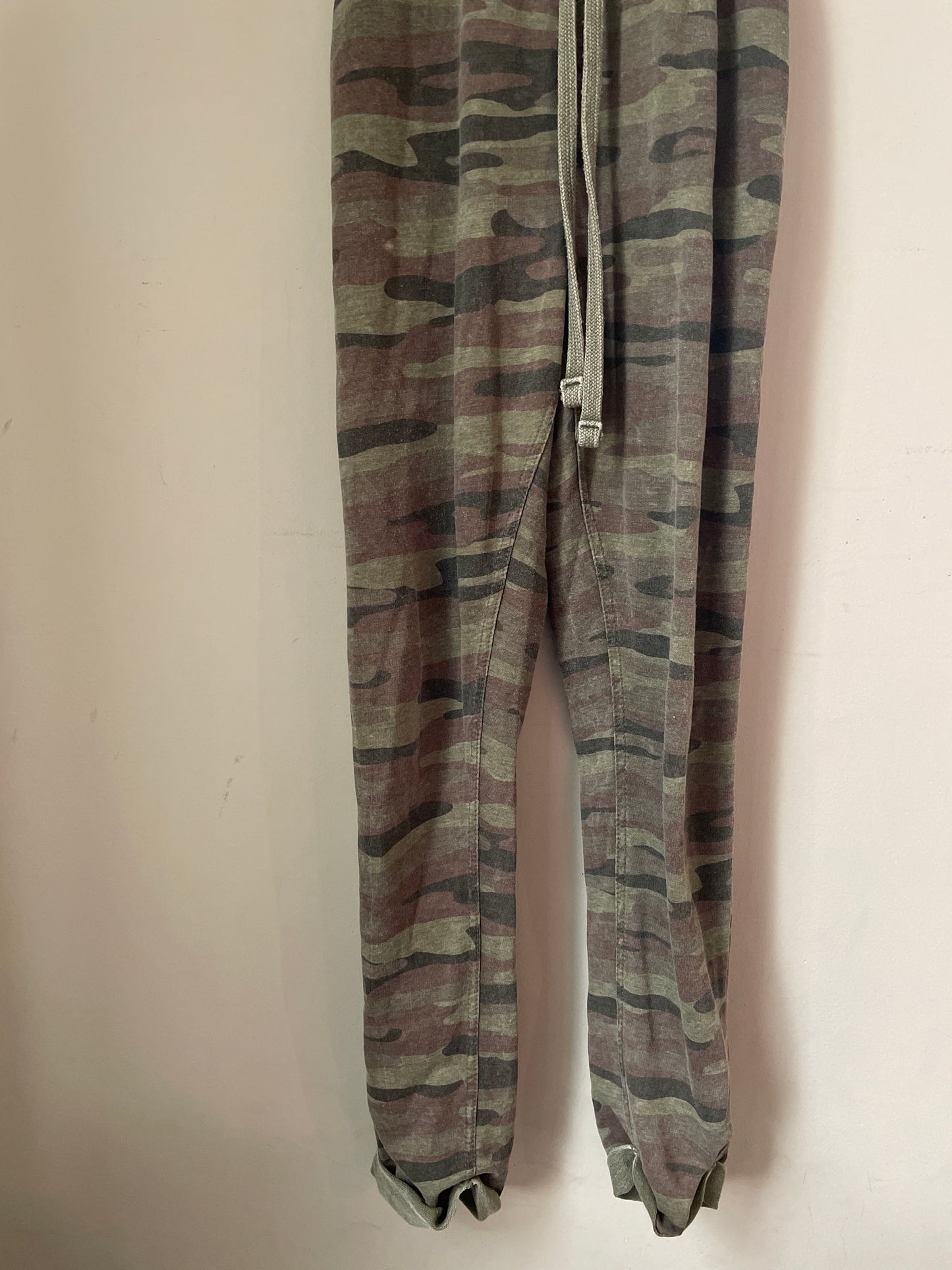 S Wallflower Camo Jumper