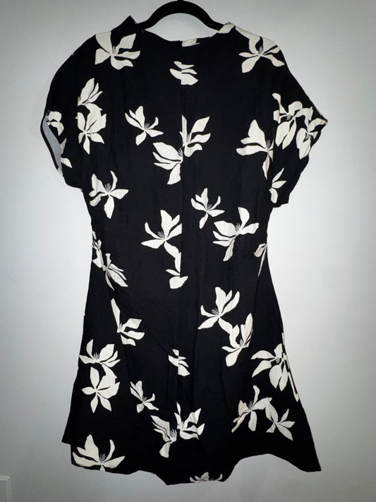 M H&M tapered waist floral dress